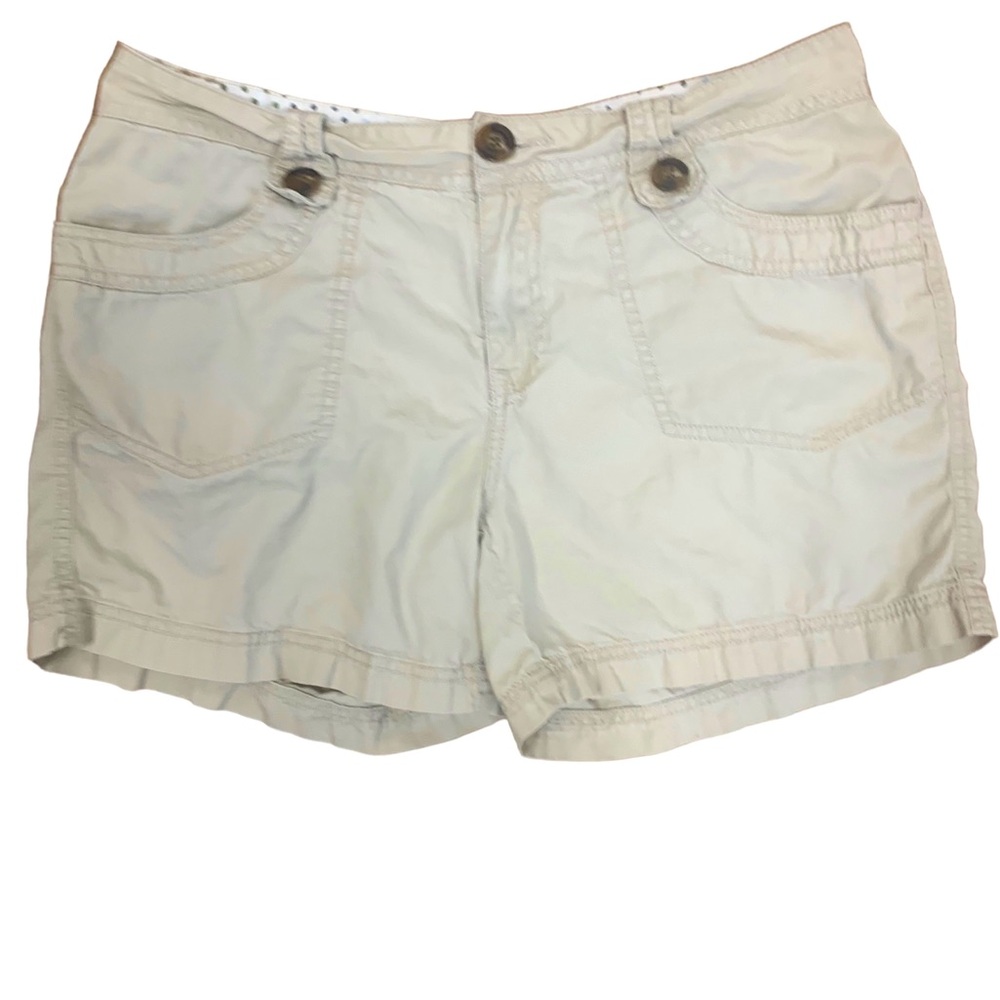 Women’s Signature Studio Khaki Shorts